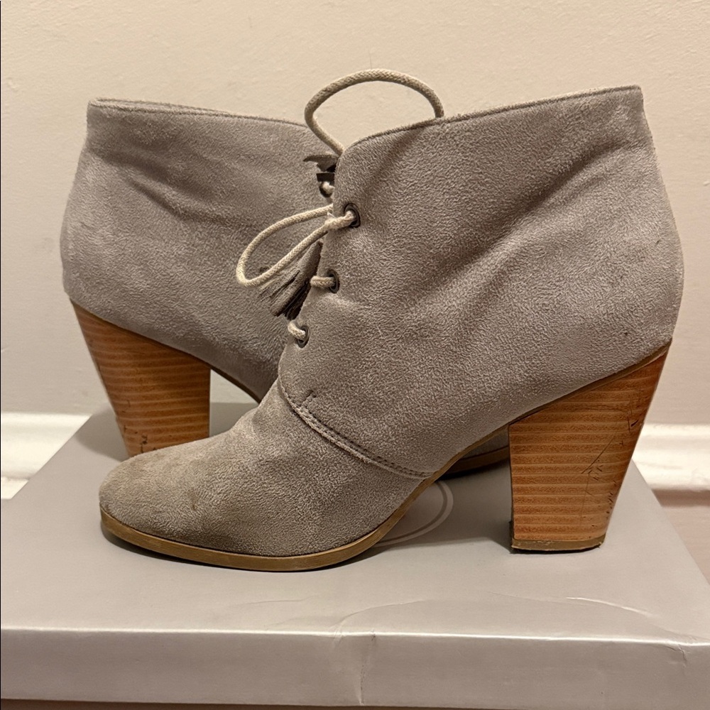 Stylish Suede Gray Ankle Boots